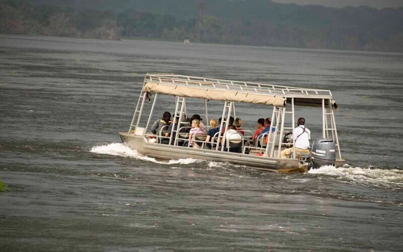 boat-safaris-in-uganda-wildlife-viewing-from-the-water